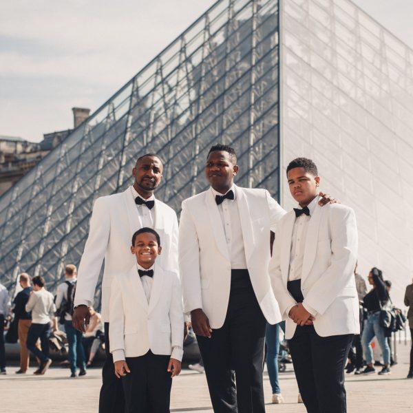 groomss photoo shoot in paris