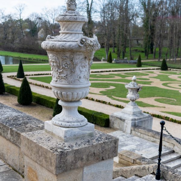 Château wedding package in France