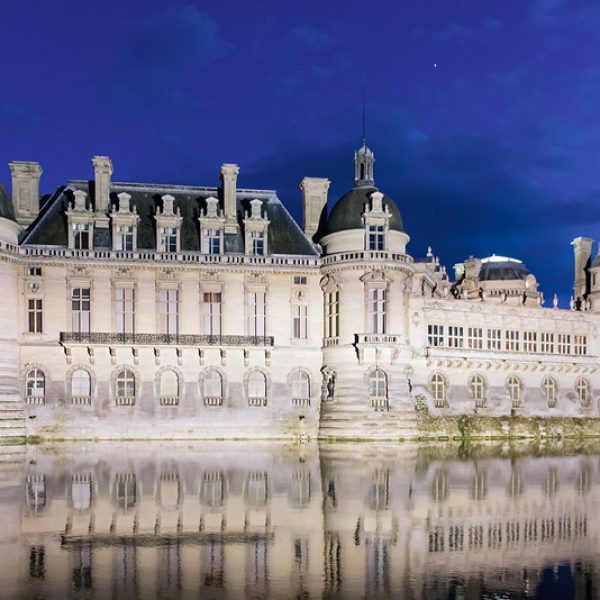 destination Paris luxury wedding planner