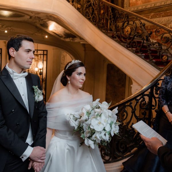 destination Paris luxury wedding planner
