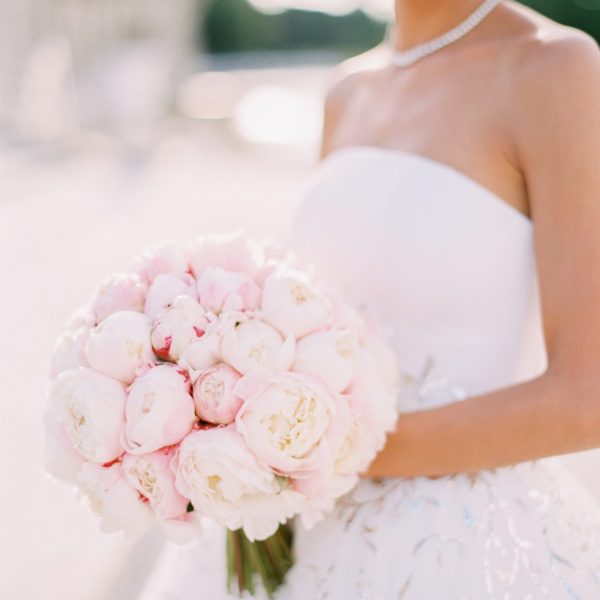 pionies bridal bouquet