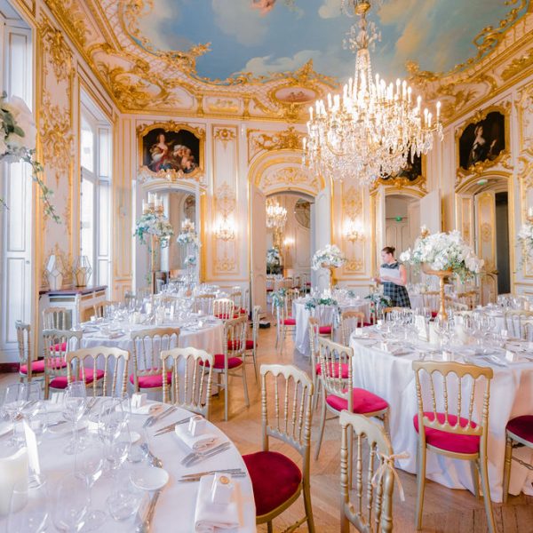 destianation Paris luxury wedding planner