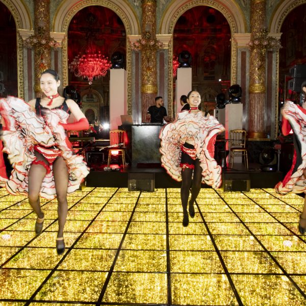 french cancan paris