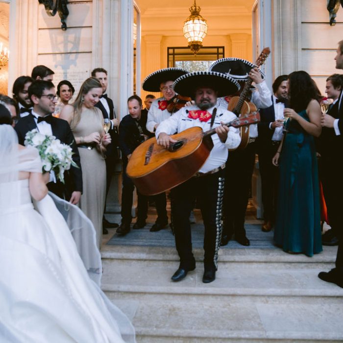 mariachi wedding in paris
